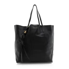 Alexander McQueen Grained Leather Skull Large Shopper Tote (SHF-20718)