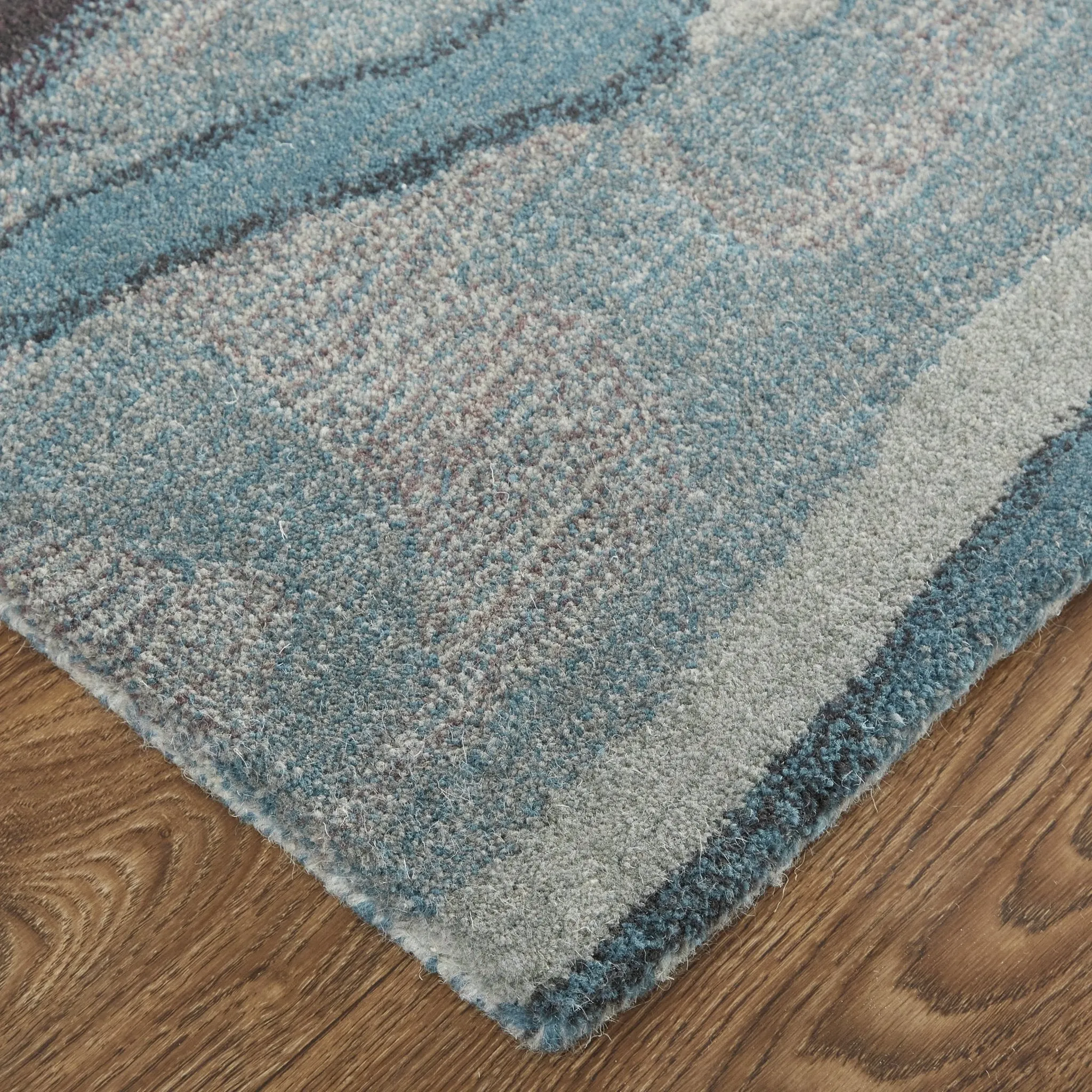 Amira AMI8634F Teal/Multi Rug