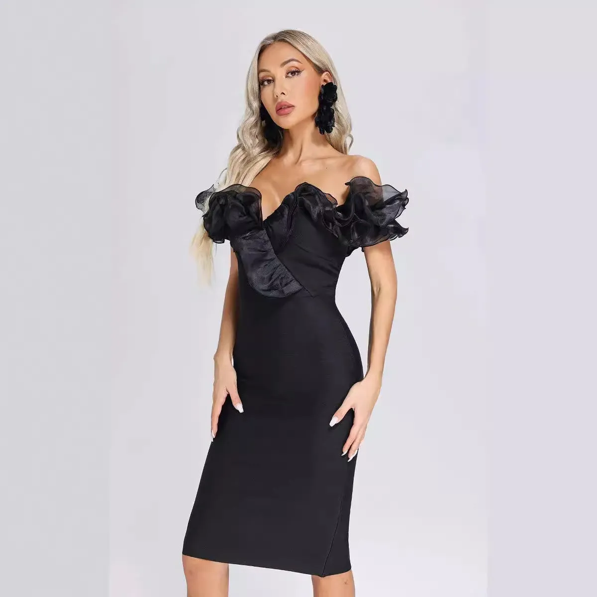 Bandage one-line strapless mesh black dress