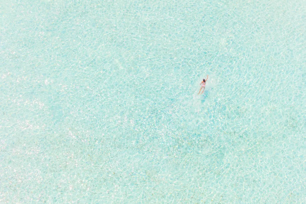 Girl in Pink, Bora Bora